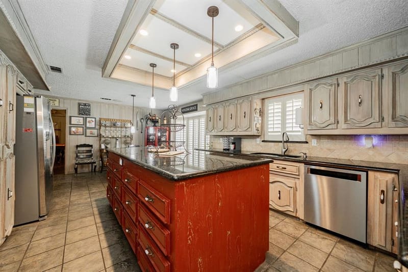 9511 Fallbrook Drive, Dallas TX 75243 - Photo 15