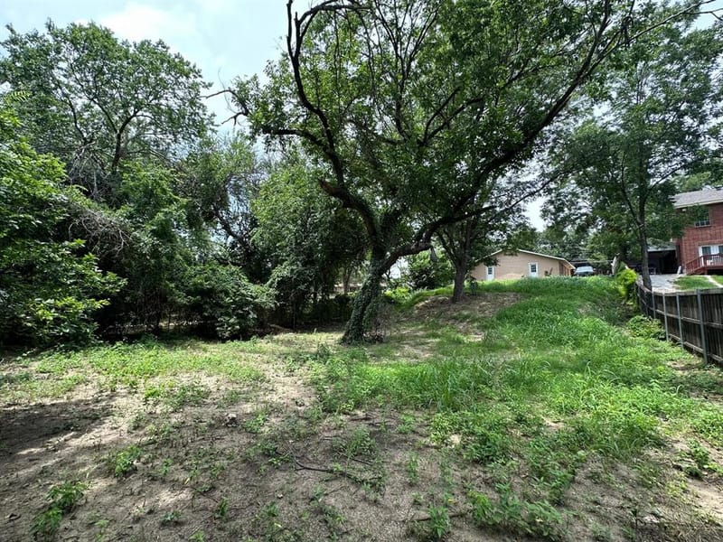 400 E Shady Grove Road, Irving TX 75060 - Photo 22