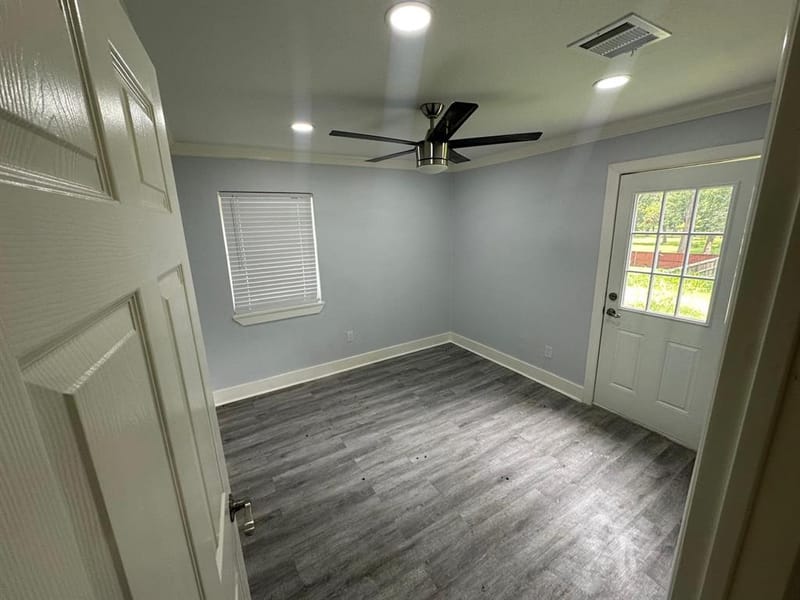 400 E Shady Grove Road, Irving TX 75060 - Photo 18