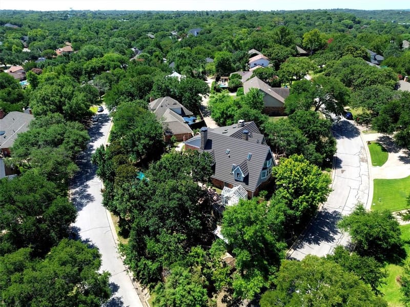 2011 Ridgemont Court, Arlington TX 76012 - Photo 5