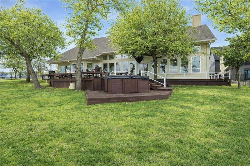 143 Blackfoot Trail, Lake Kiowa TX 76240 - Photo 6