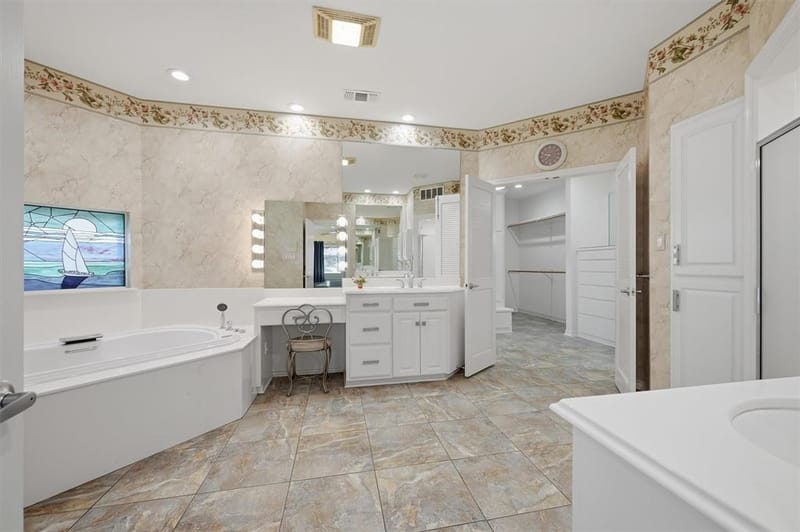 143 Blackfoot Trail, Lake Kiowa TX 76240 - Photo 19