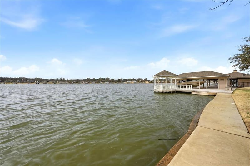 143 Blackfoot Trail, Lake Kiowa TX 76240 - Photo 40