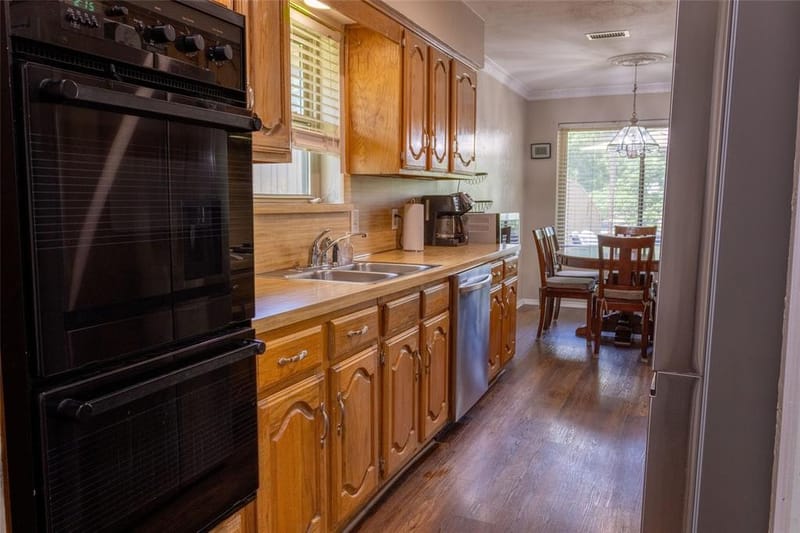 315 Dow Ross Boulevard, Duncanville TX 75116 - Photo 9