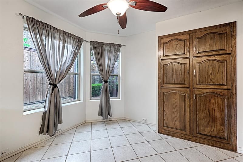 14900 Le Grande Drive, Addison TX 75001 - Photo 7