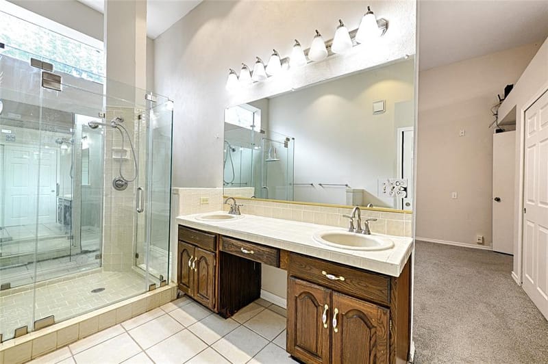 14900 Le Grande Drive, Addison TX 75001 - Photo 20