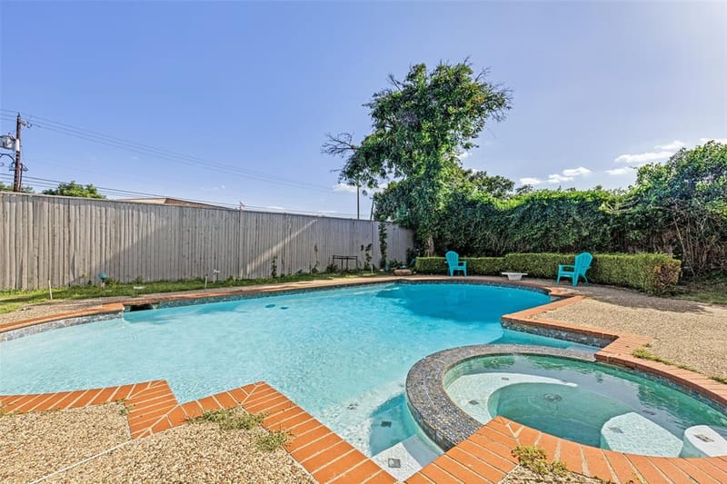 7126 Fernmeadow Circle, Dallas TX 75248 - Photo 27