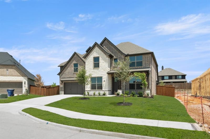 404 Brahman Lane, Midlothian TX 76065 - Photo 2