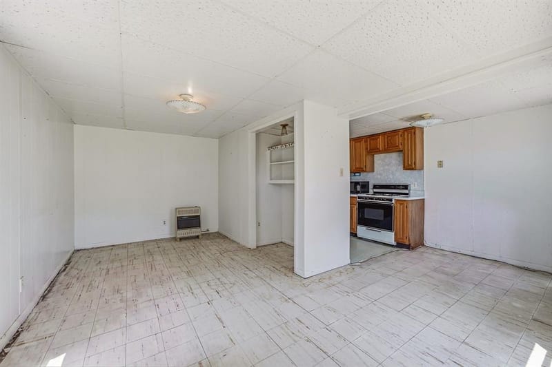 648 N Belknap Street, Stephenville TX 76401 - Photo 25