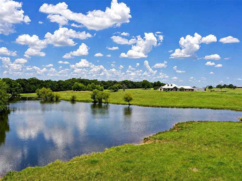 453 Tower Road, Valley View TX 76272 - Photo 2