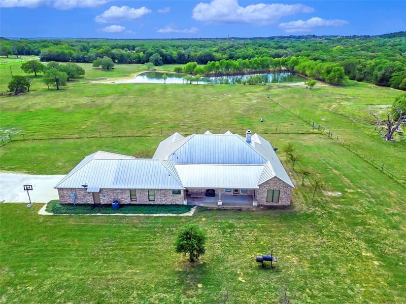 453 Tower Road, Valley View TX 76272 - Photo 10