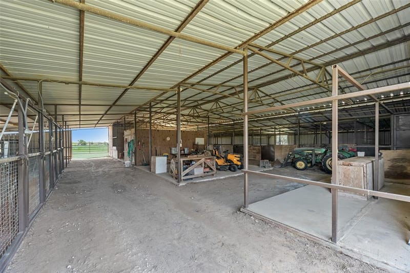 8991 County Road 156, Kaufman TX 75142 - Photo 32