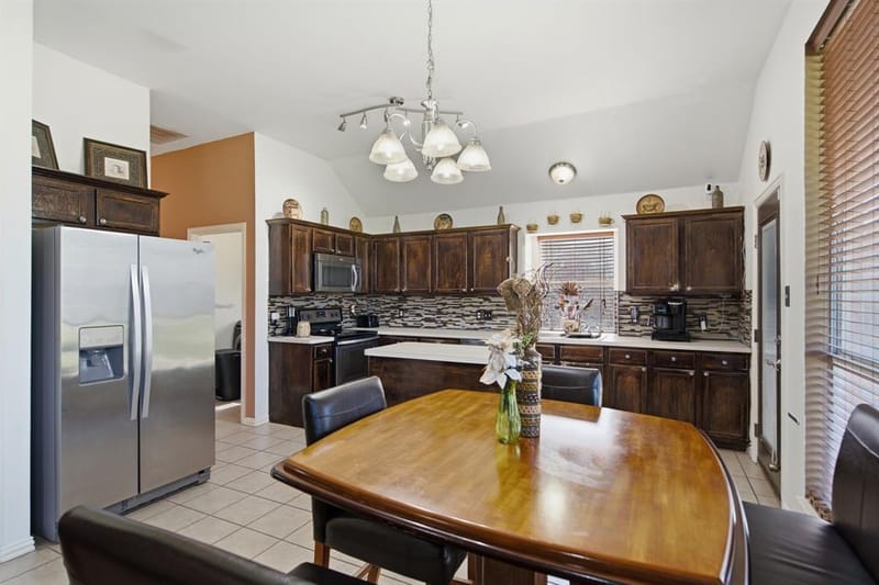 305 Ravenna Road, Lake Dallas TX 75065 - Photo 12