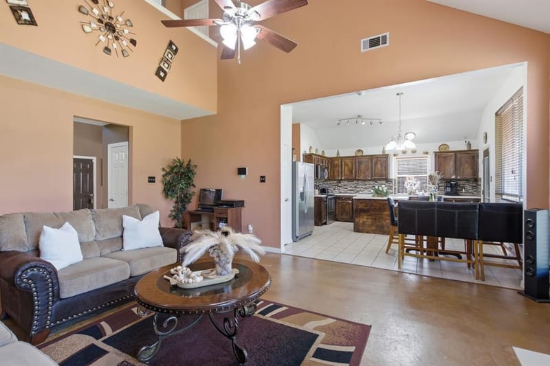 305 Ravenna Road, Lake Dallas TX 75065 - Photo 10