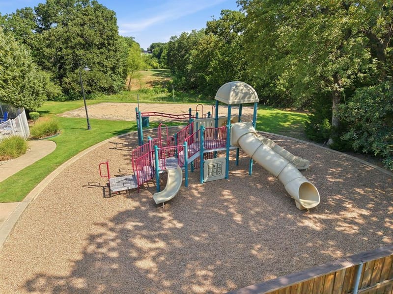 305 Ravenna Road, Lake Dallas TX 75065 - Photo 39