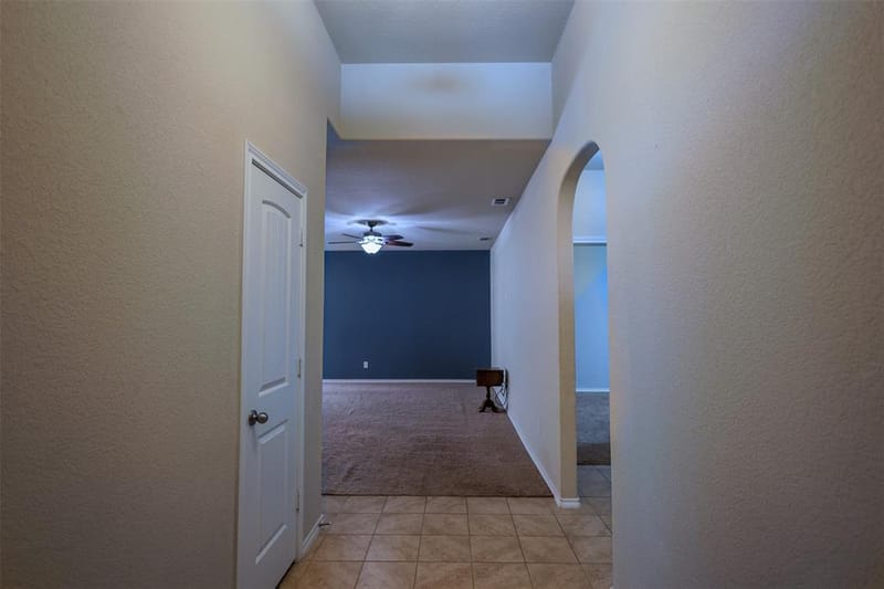 624 River Rock Drive, Azle TX 76020 - Photo 4