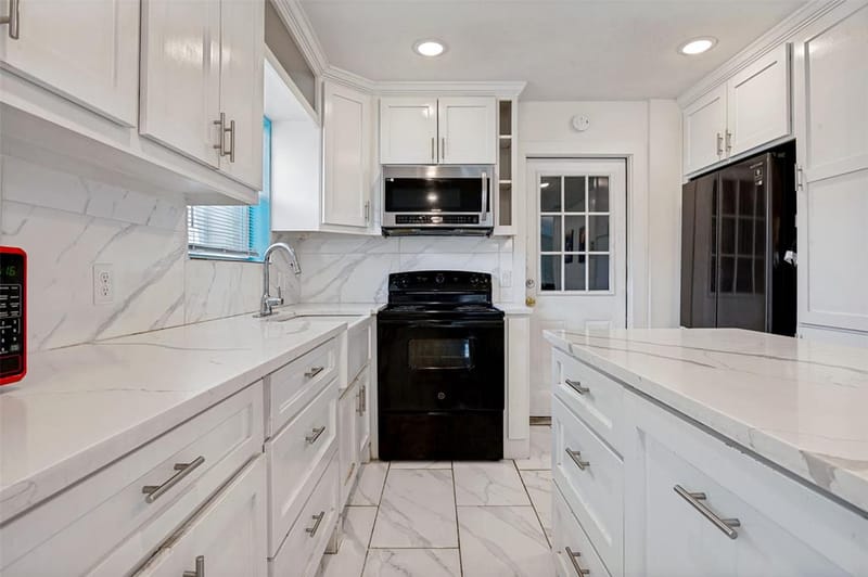 4108 Sunday Hill Drive, Arlington TX 76016 - Photo 6