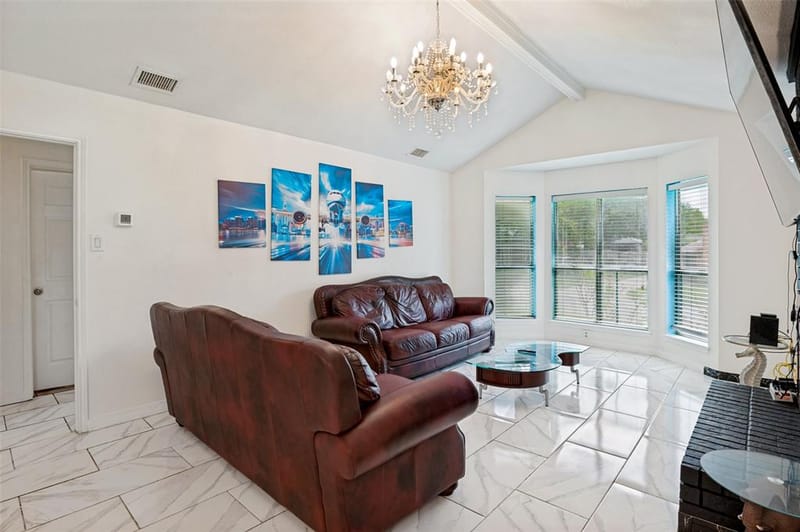 4108 Sunday Hill Drive, Arlington TX 76016 - Photo 10