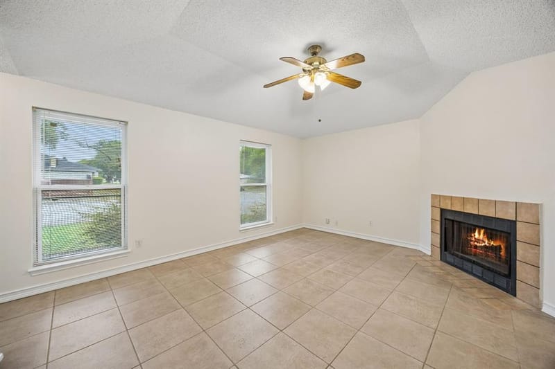 118 E Denton Drive, Euless TX 76039 - Photo 6