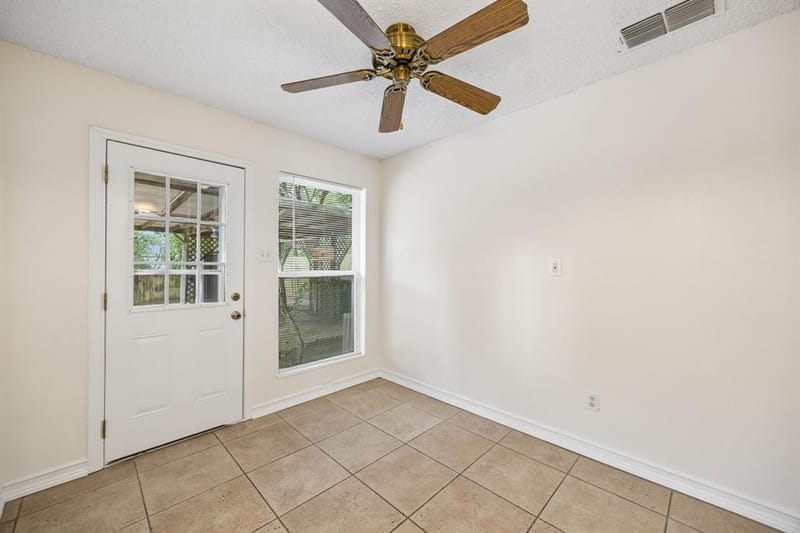 118 E Denton Drive, Euless TX 76039 - Photo 15