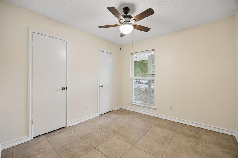 118 E Denton Drive, Euless TX 76039 - Photo 19
