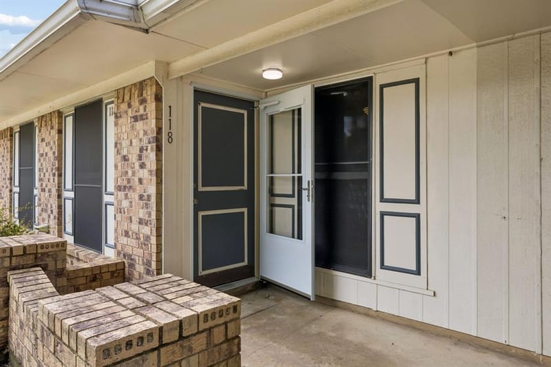 118 E Denton Drive, Euless TX 76039 - Photo 4