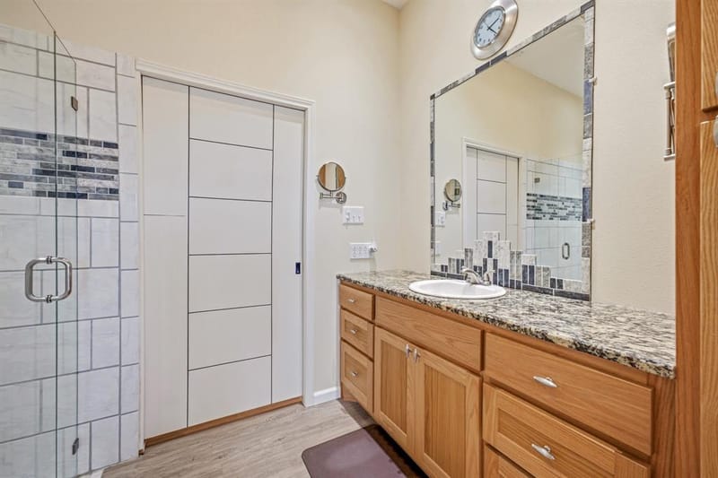 4323 Basswood Court, Granbury TX 76049 - Photo 16