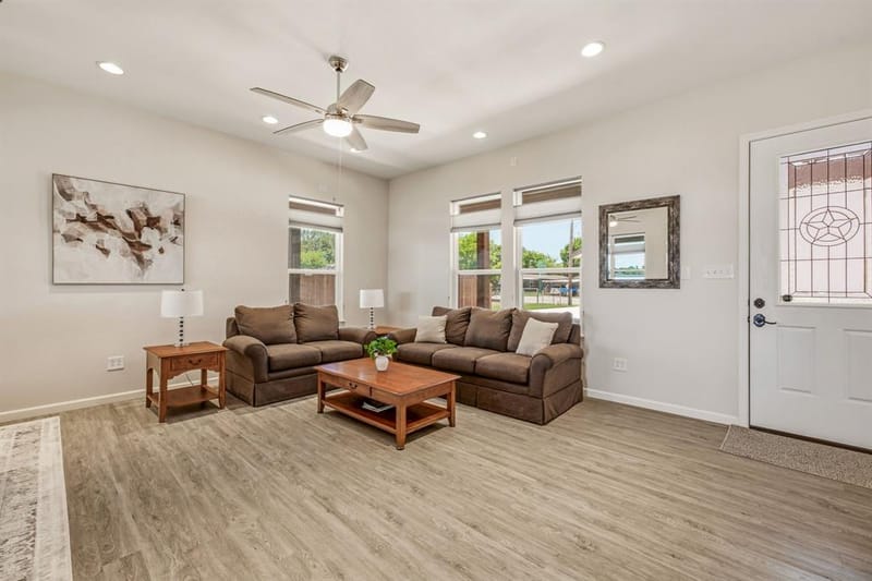 4323 Basswood Court, Granbury TX 76049 - Photo 7