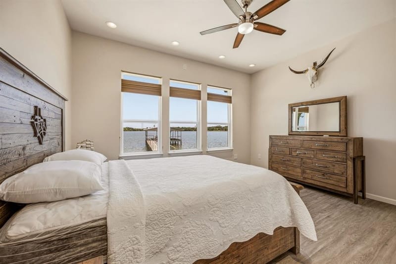 4323 Basswood Court, Granbury TX 76049 - Photo 14