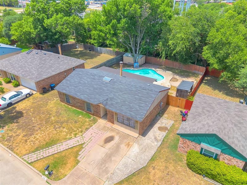 1832 Steinburg Lane, Fort Worth TX 76134 - Photo 2