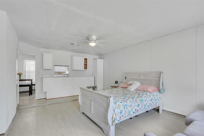 1832 Steinburg Lane, Fort Worth TX 76134 - Photo 32