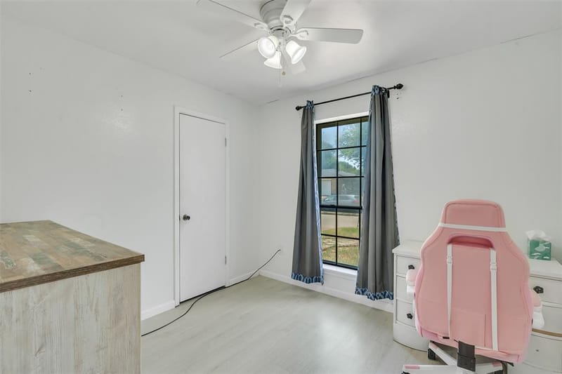1832 Steinburg Lane, Fort Worth TX 76134 - Photo 10