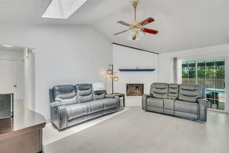 1832 Steinburg Lane, Fort Worth TX 76134 - Photo 19
