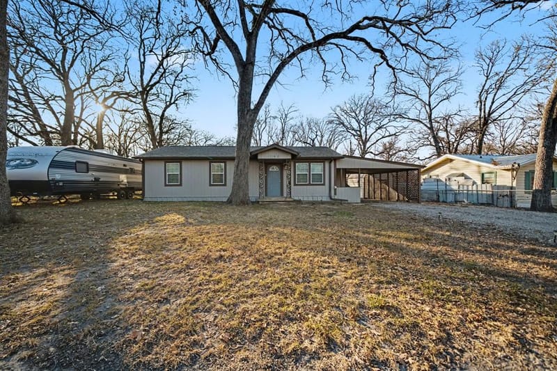 762 Oak Leaf Trail, East Tawakoni TX 75472 - Photo 3