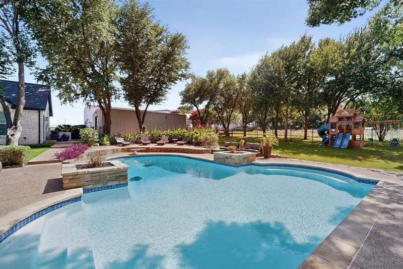6130 Grauton Drive, Mansfield TX 76063 - Photo 5