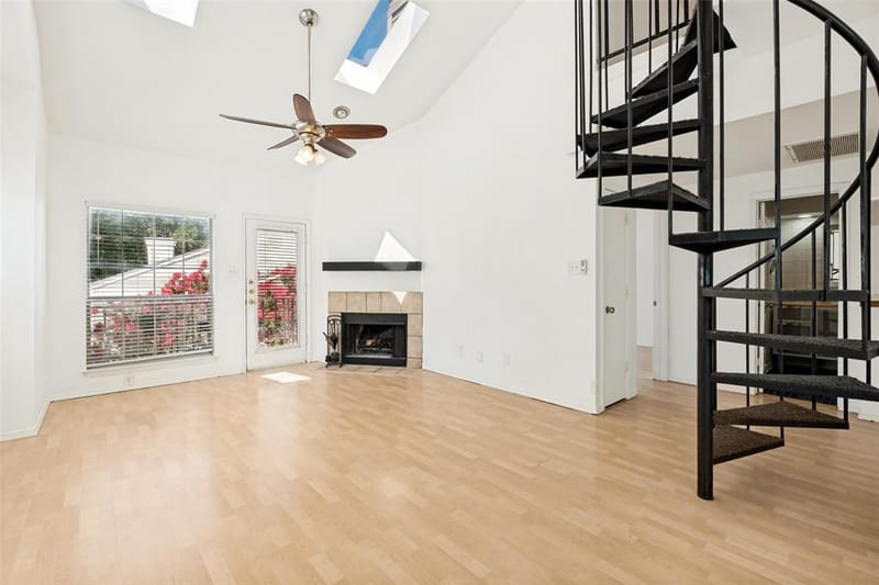 7151 Gaston Avenue # 902, Dallas TX 75214 - Photo 2
