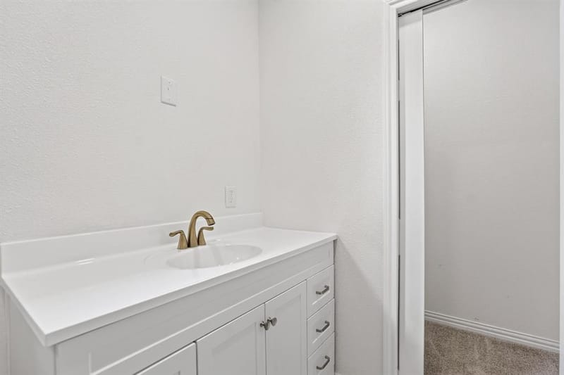 373 5TH Street NW, Paris TX 75460 - Photo 8