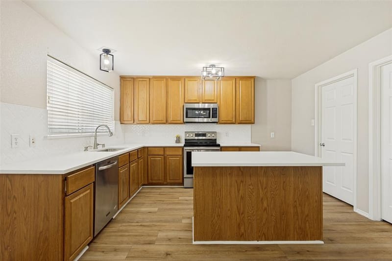 301 Highland Glen Drive, Wylie TX 75098 - Photo 10