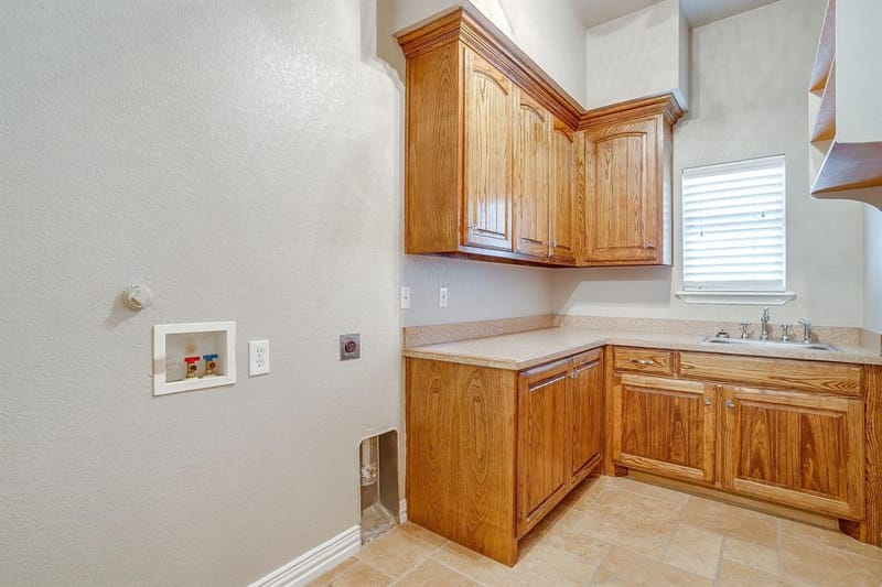 9549 Dickson Road, Fort Worth TX 76179 - Photo 32