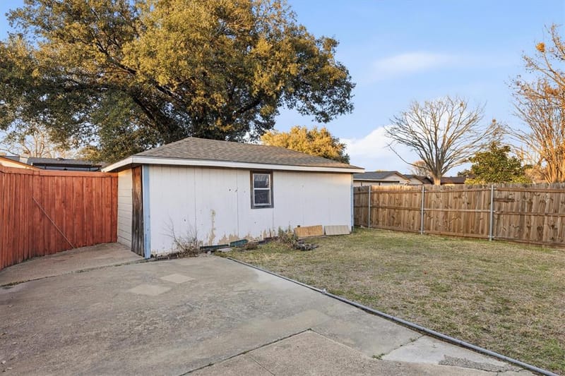 1913 Mission Drive, Garland TX 75042 - Photo 26
