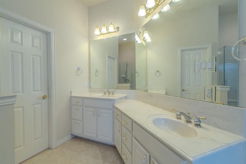 904 Ascension Drive, Hurst TX 76053 - Photo 18