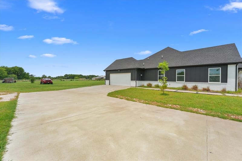 2742 Sundown Drive, Kaufman TX 75142 - Photo 4