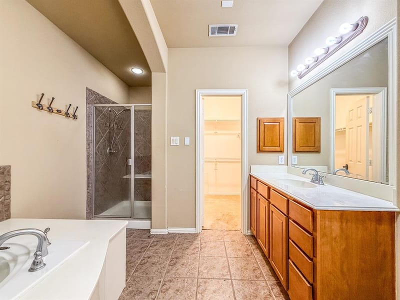 1528 Chestnut Drive, Savannah TX 76227 - Photo 18