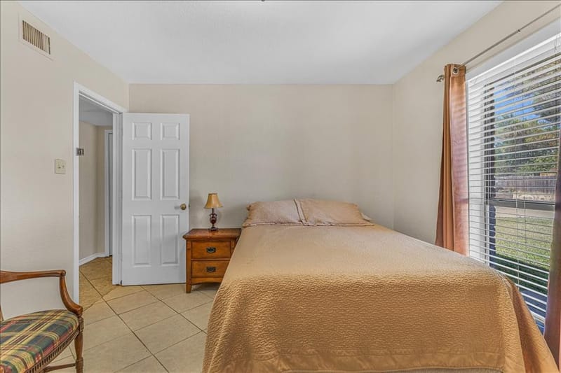 3423 Hickory Hill Drive, Arlington TX 76014 - Photo 16