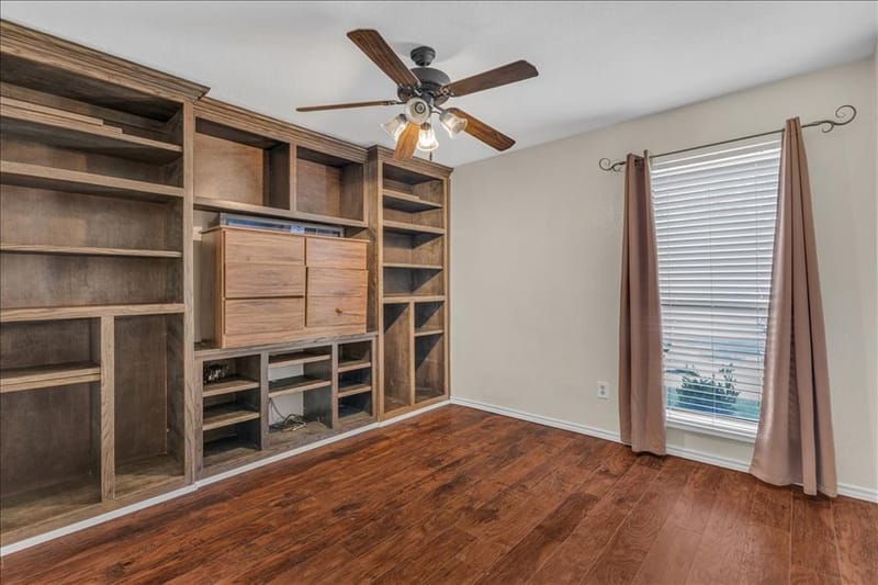 3423 Hickory Hill Drive, Arlington TX 76014 - Photo 18