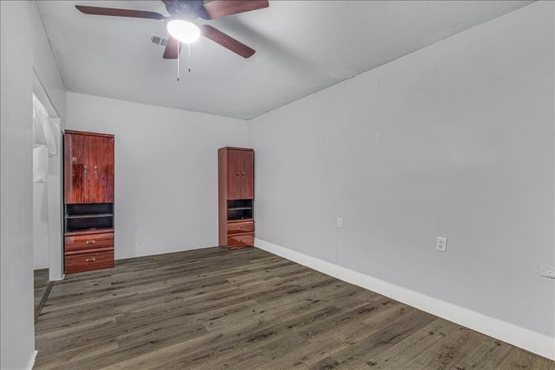 3423 Hickory Hill Drive, Arlington TX 76014 - Photo 19