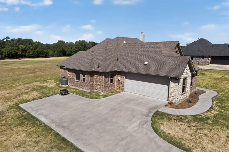 6120 County Road 401, Grandview TX 76050 - Photo 6