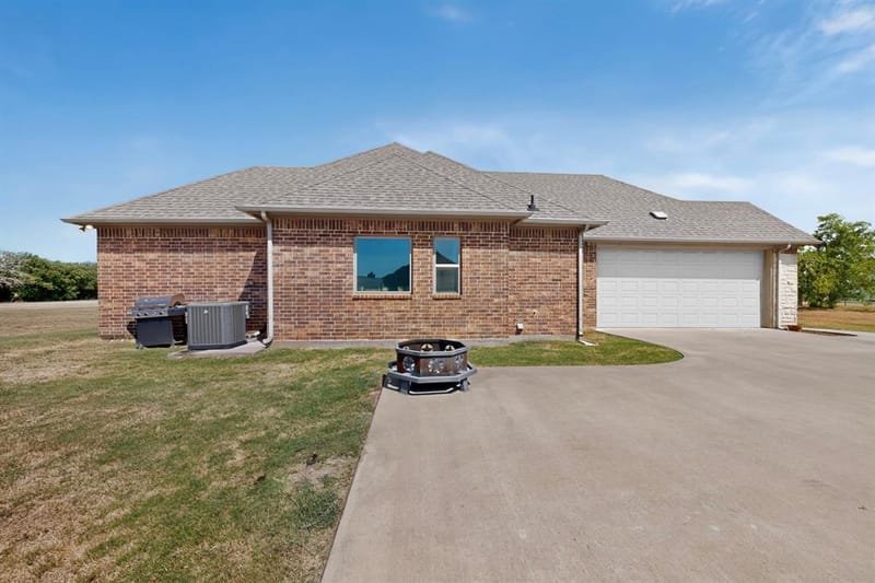 6120 County Road 401, Grandview TX 76050 - Photo 34