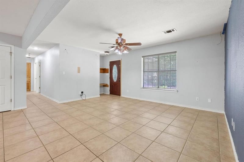 207 W South Street, Whitesboro TX 76273 - Photo 6