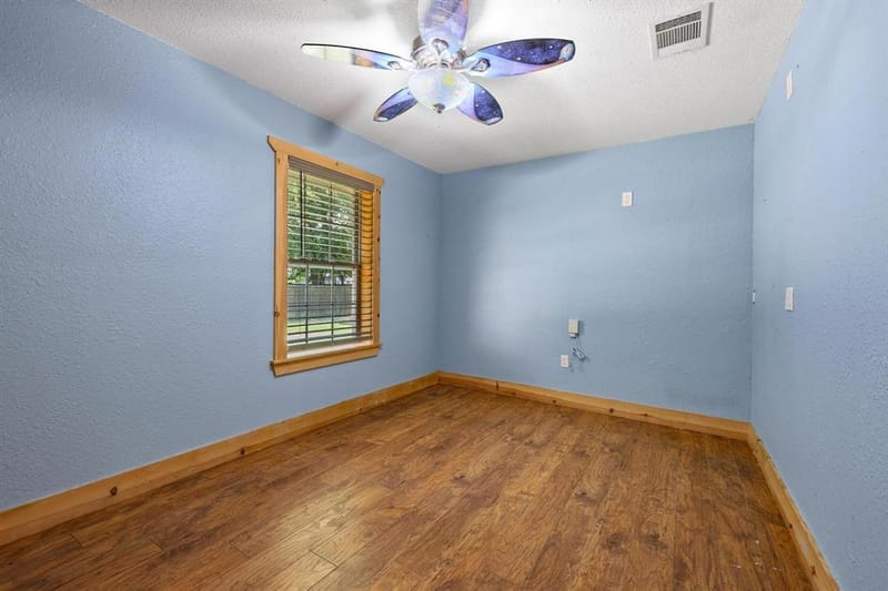 207 W South Street, Whitesboro TX 76273 - Photo 12